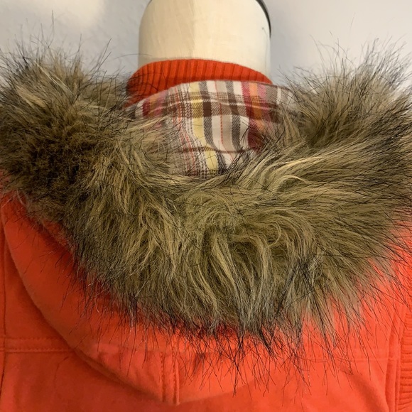 Fall orange Mudd vest with faux fur collared hood. - Picture 7 of 11